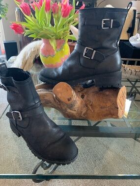 Lucky Brand Taini Leather Combat Moto Buckle Boots Size 7.5